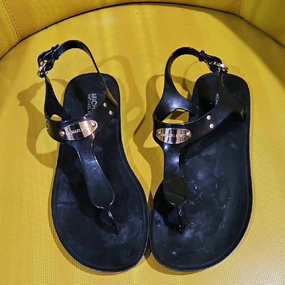 Michael Kors Black Thong Sandals Classic Summer Footwear